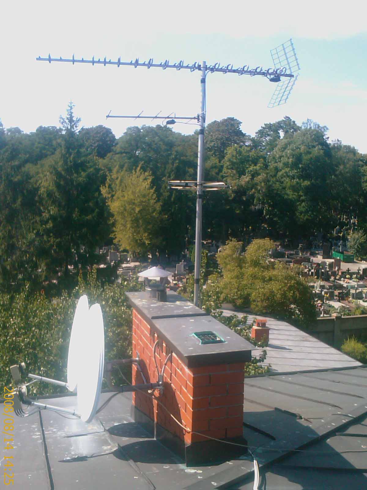 USTAWIENIE ZESTAWU ANTEN DO ODBIORU TV TELEWIZJI NAZIEMNEJ NA NOWY NADAJNIK W ŁAZACH